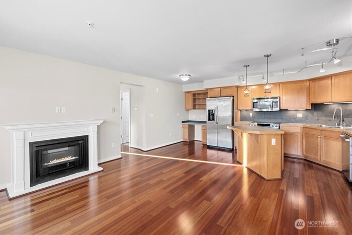 13426 97th Avenue E Unit: 204