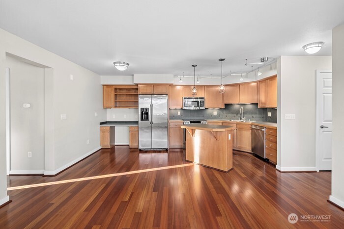 13426 97th Avenue E Unit: 204