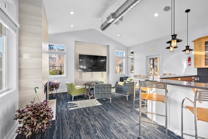 13426 97th Avenue E Unit: 204
