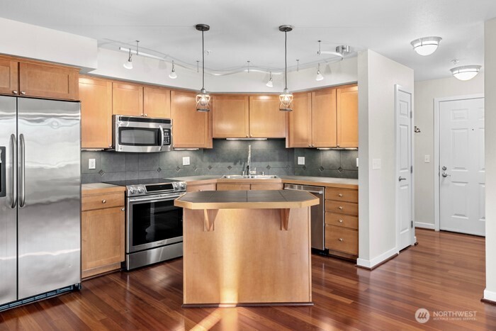 13426 97th Avenue E Unit: 204