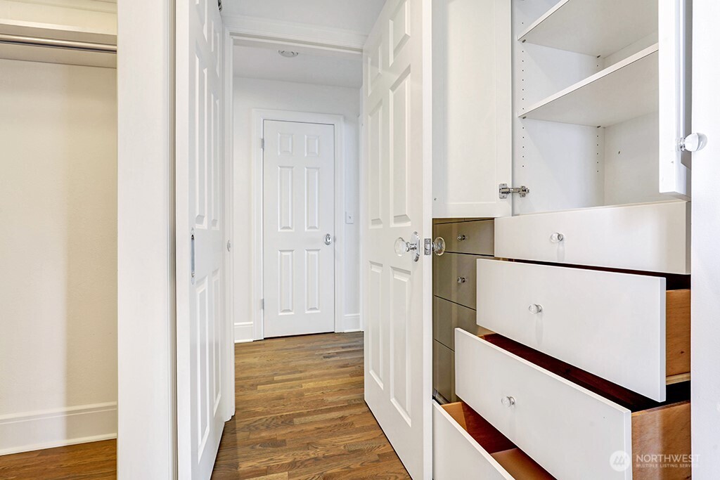 1017 Minor Avenue Unit: 1403