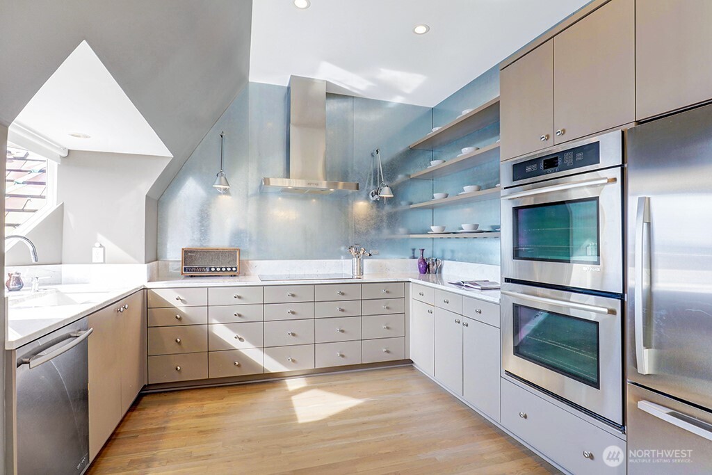 1017 Minor Avenue Unit: 1403