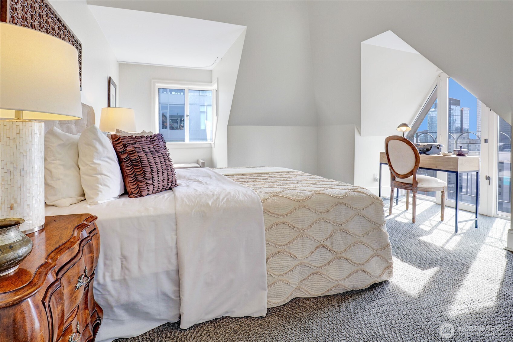 1017 Minor Avenue Unit: 1403