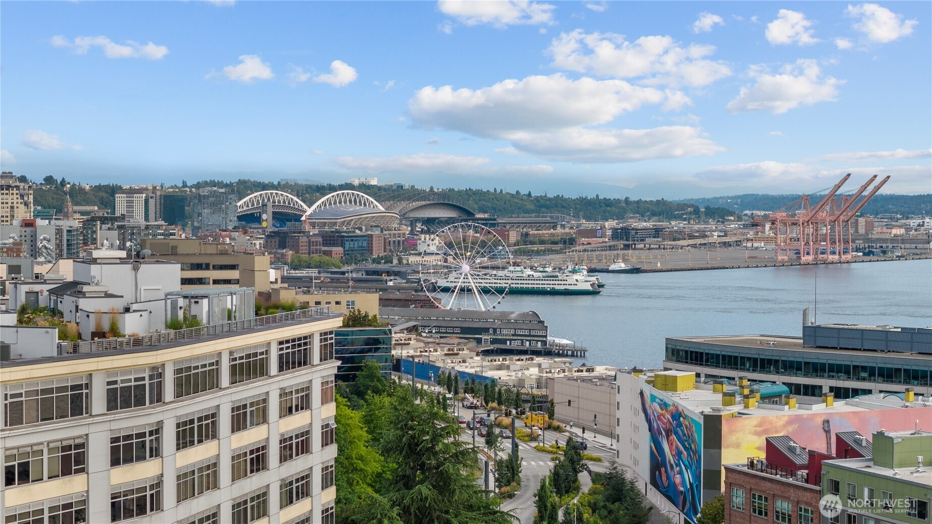 2414 1st Avenue Unit: 319