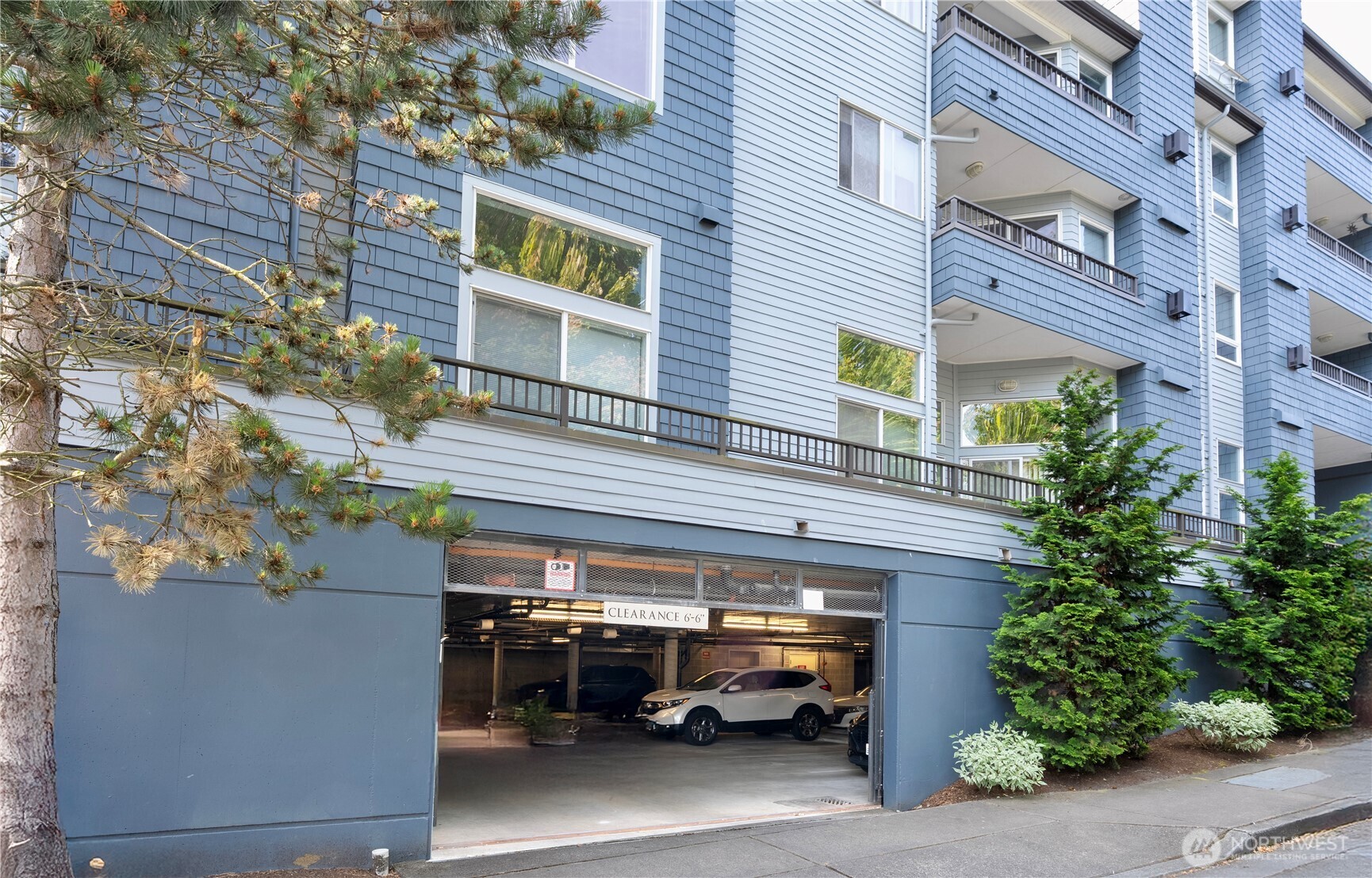 9222 Roosevelt Way NE Unit: 302