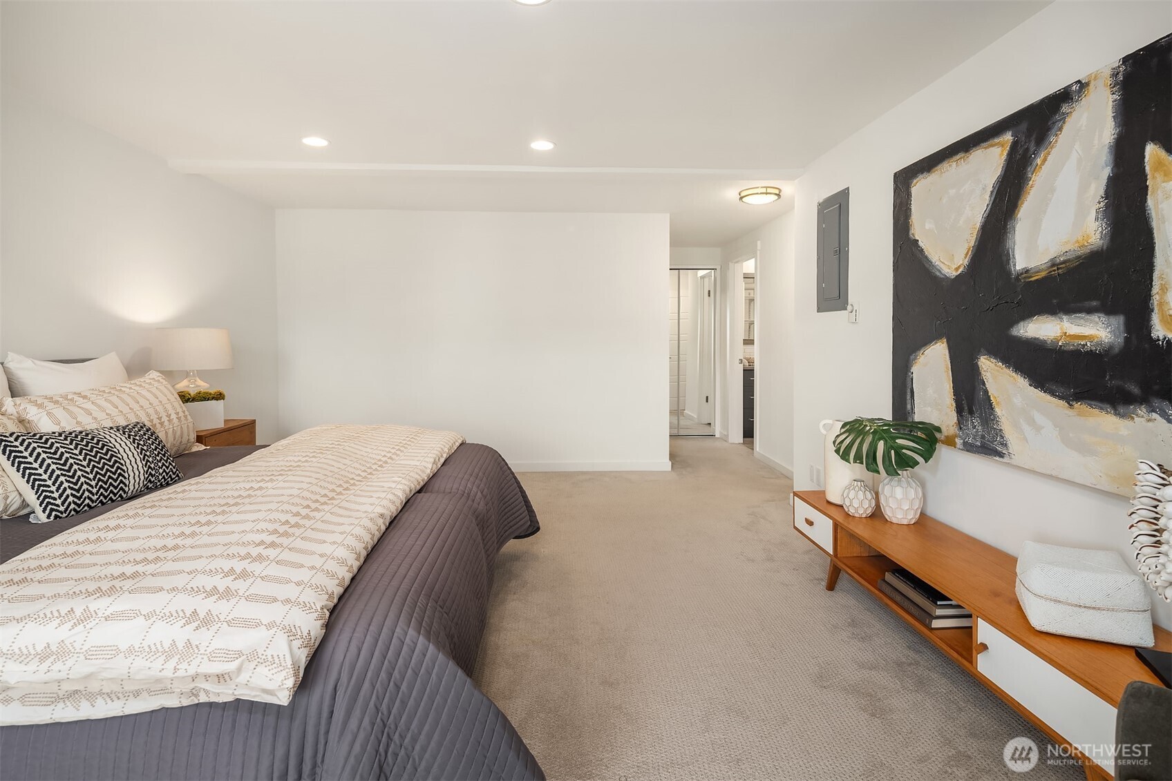 2301 Fairview Avenue E Unit: 301