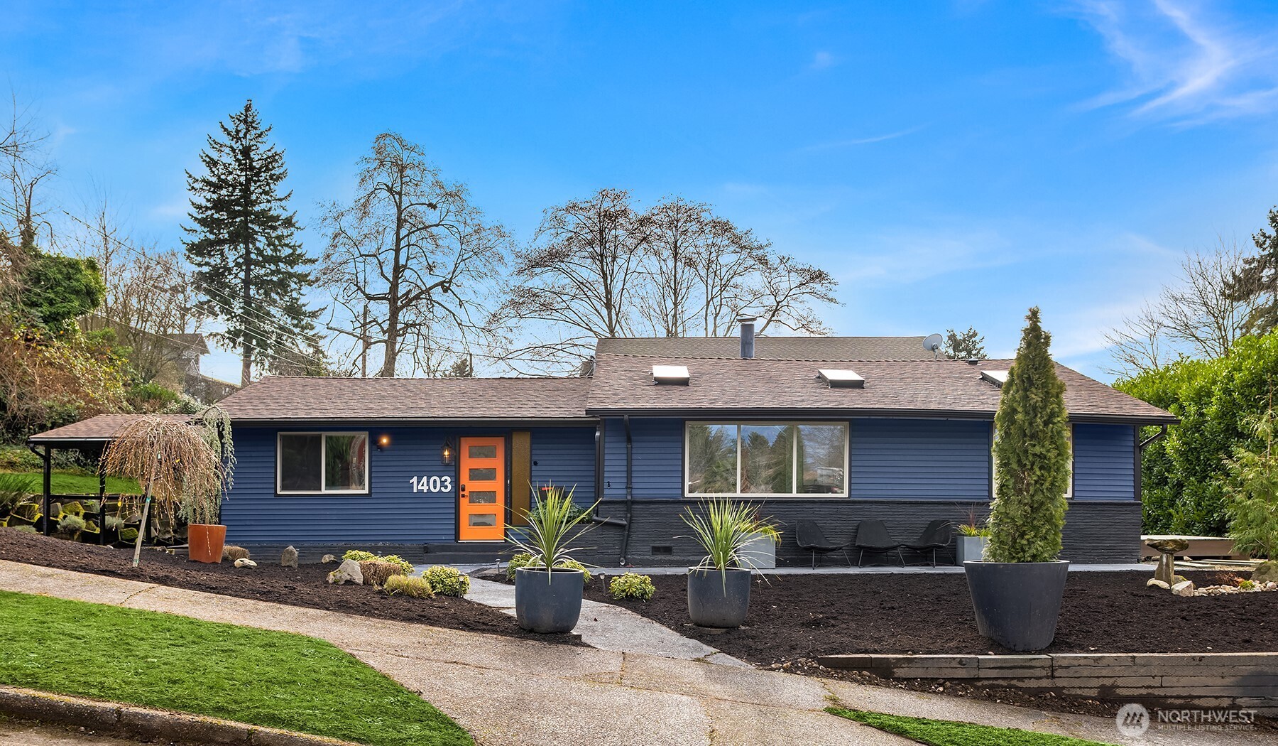 1403 SW Thistle Street