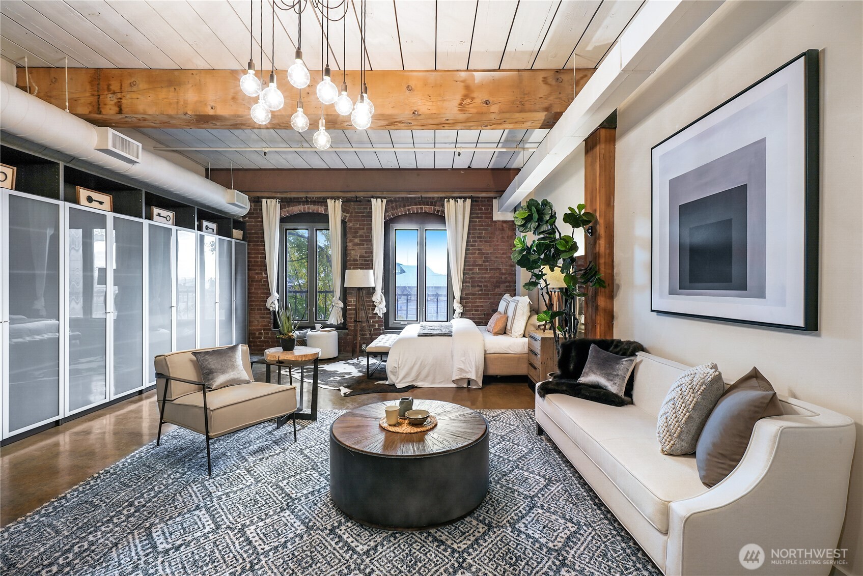 1507 Western Avenue Unit: R102
