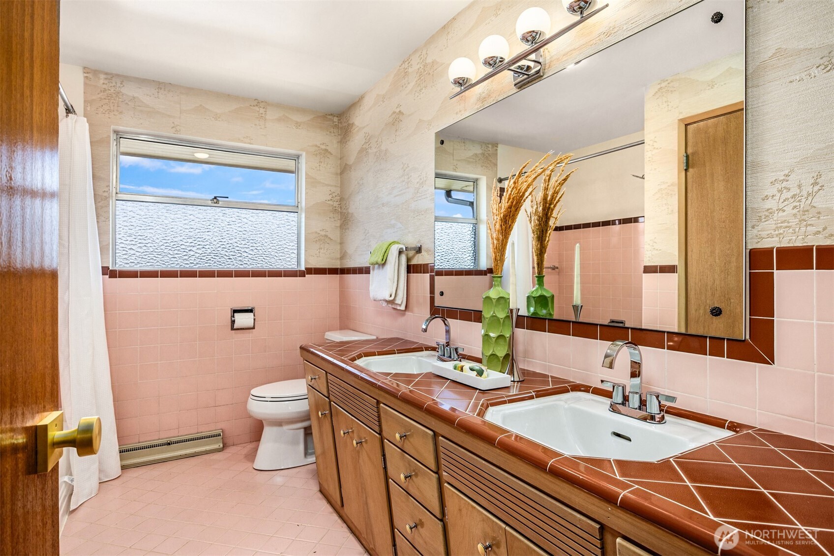 5726 SW Spokane Street