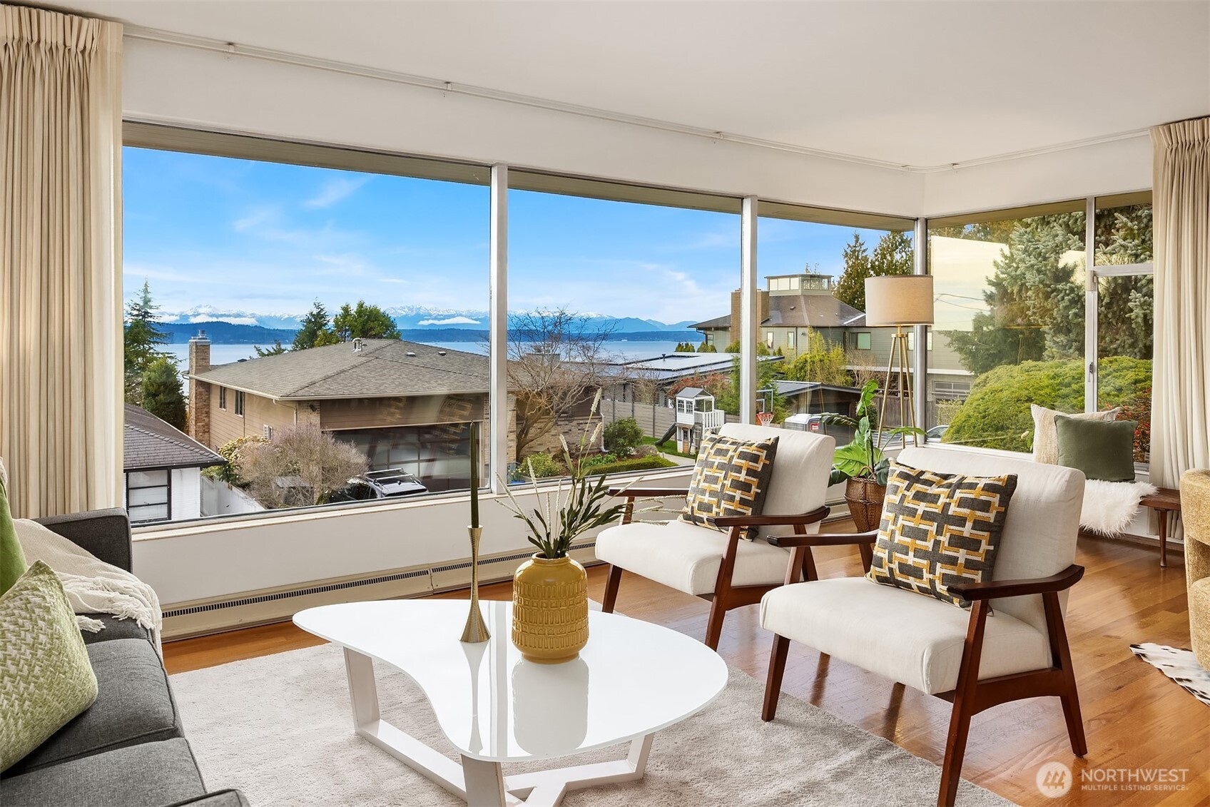 5726 SW Spokane Street