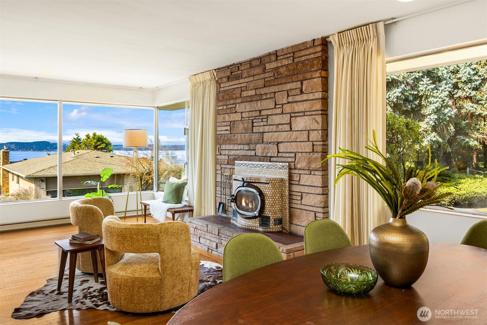 5726 SW Spokane Street