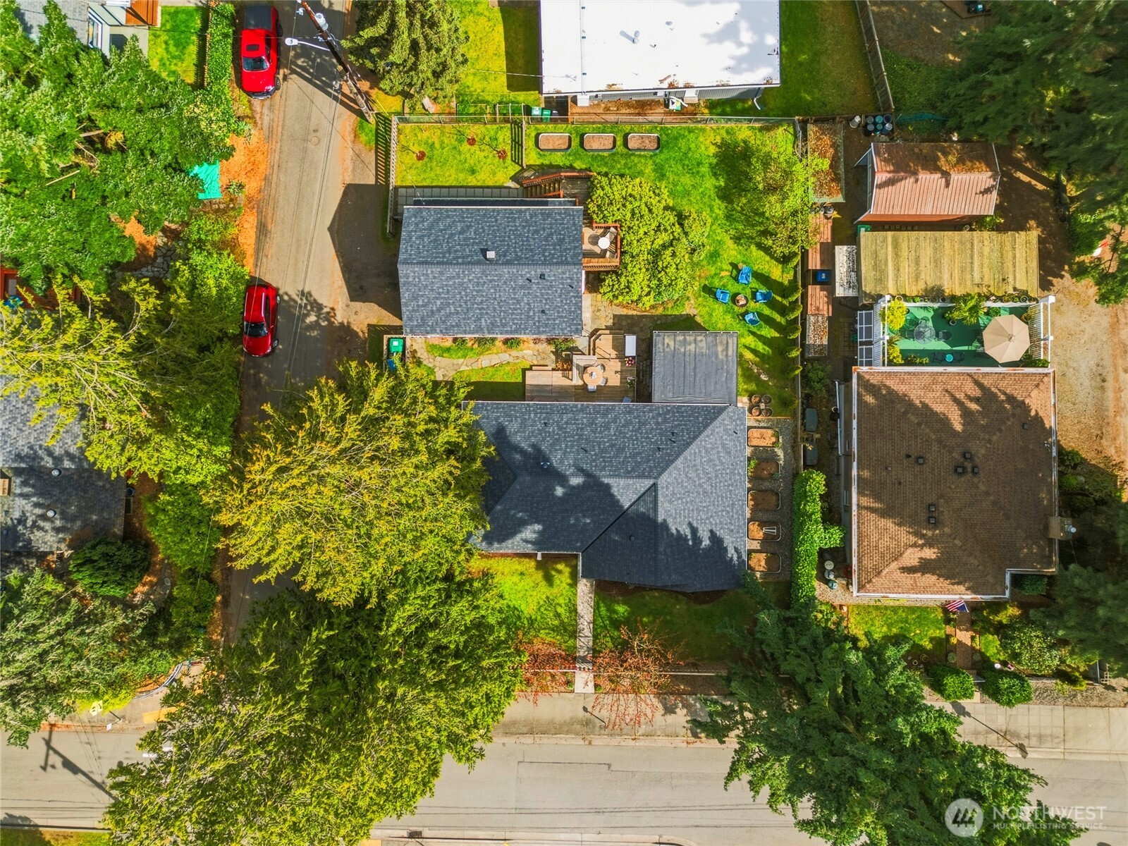 9524 20th Ave NE