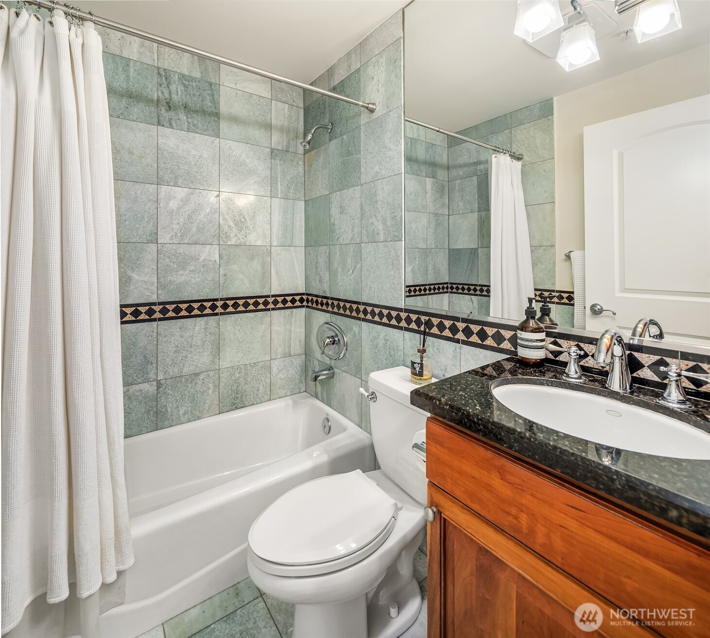 311 E Republican Street Unit: 201