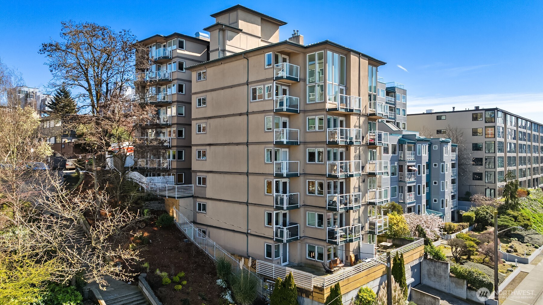 311 E Republican Street Unit: 201