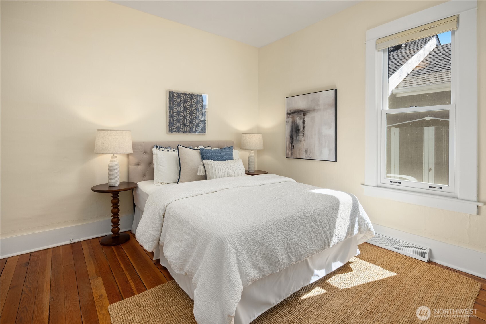 907 NE 72nd Street