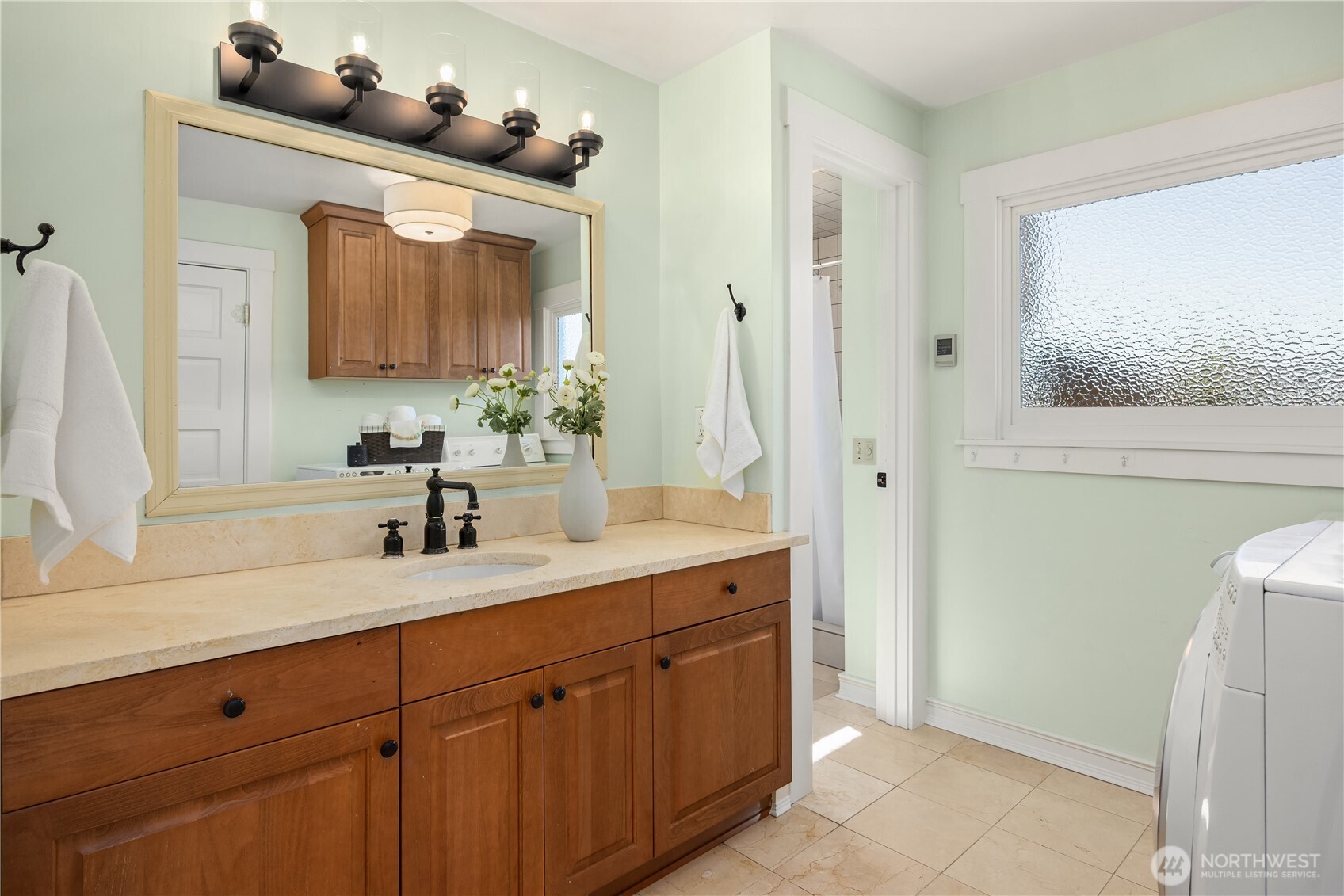 907 NE 72nd Street