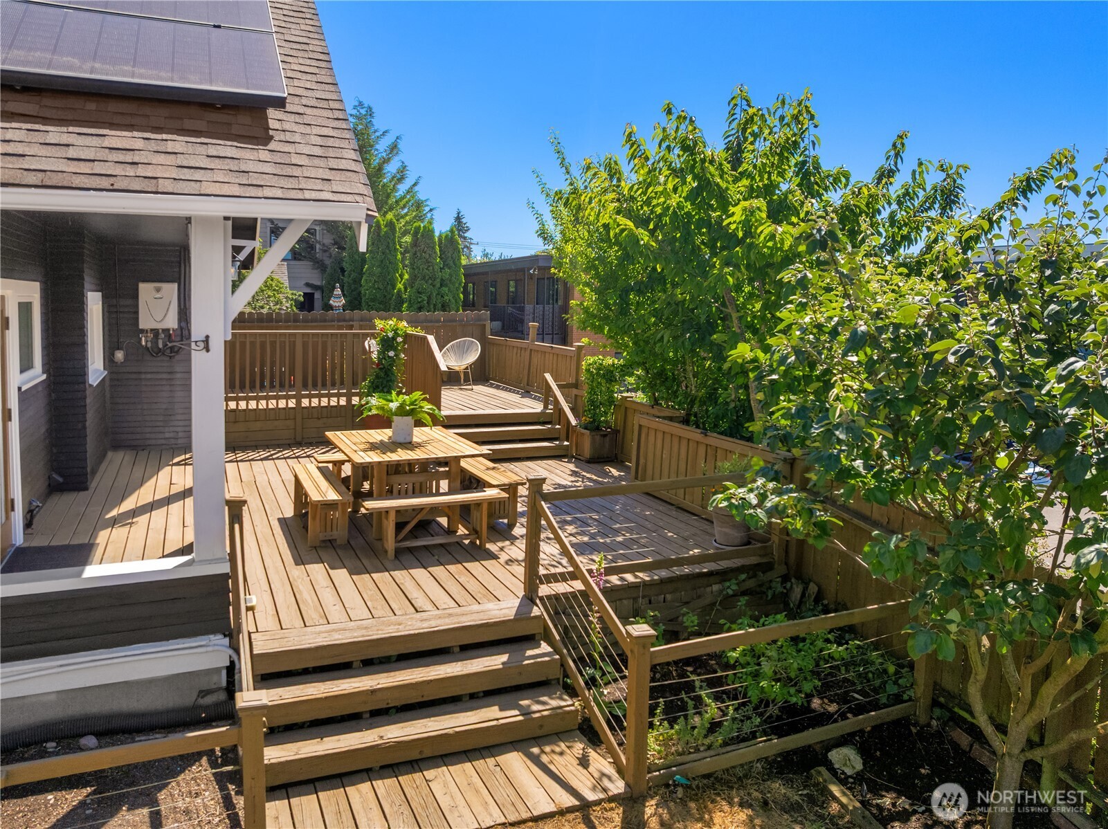 907 NE 72nd Street