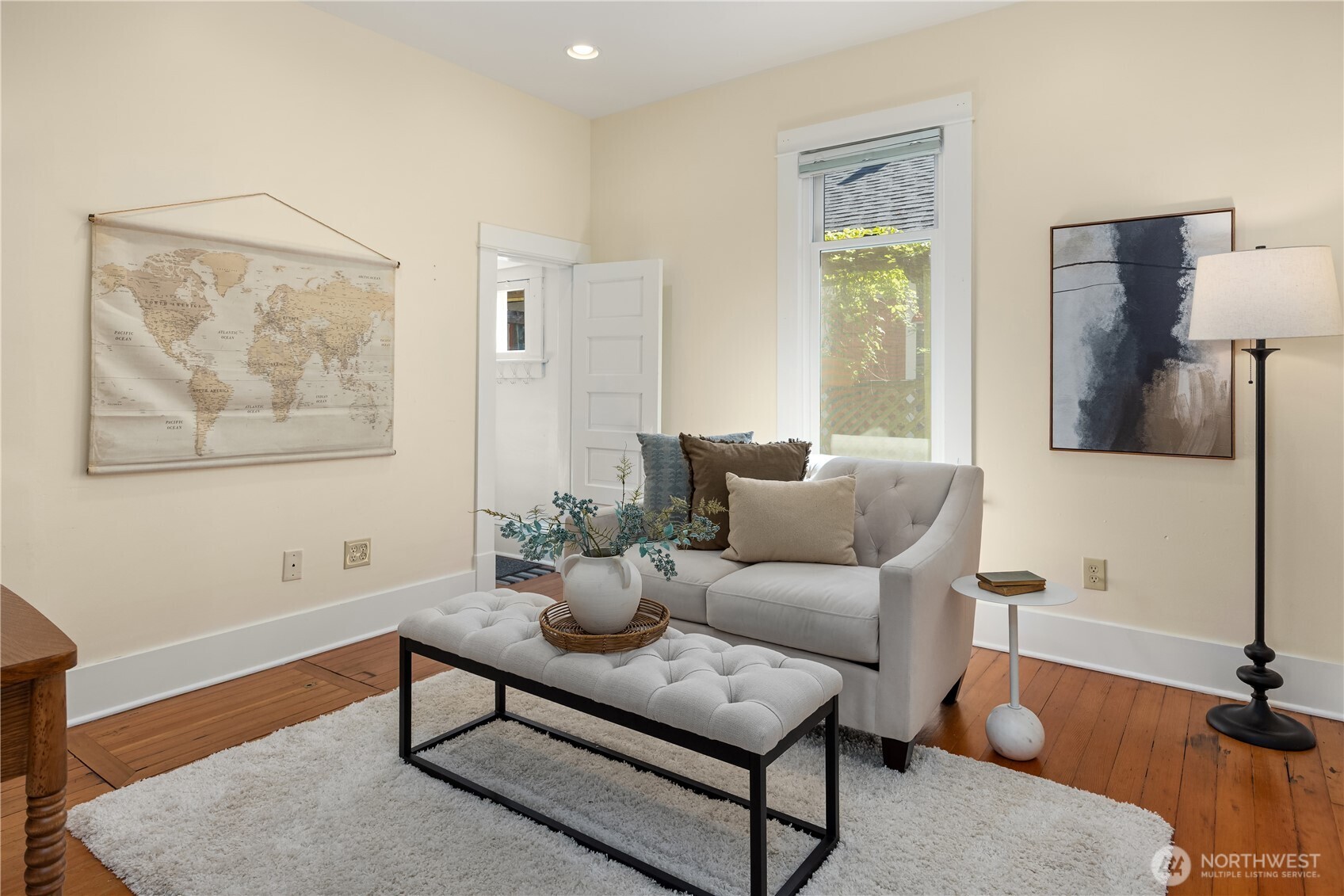 907 NE 72nd Street