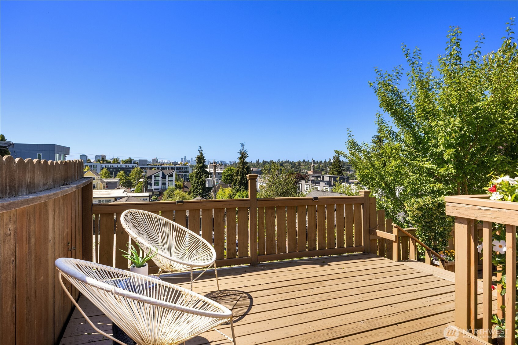 907 NE 72nd Street