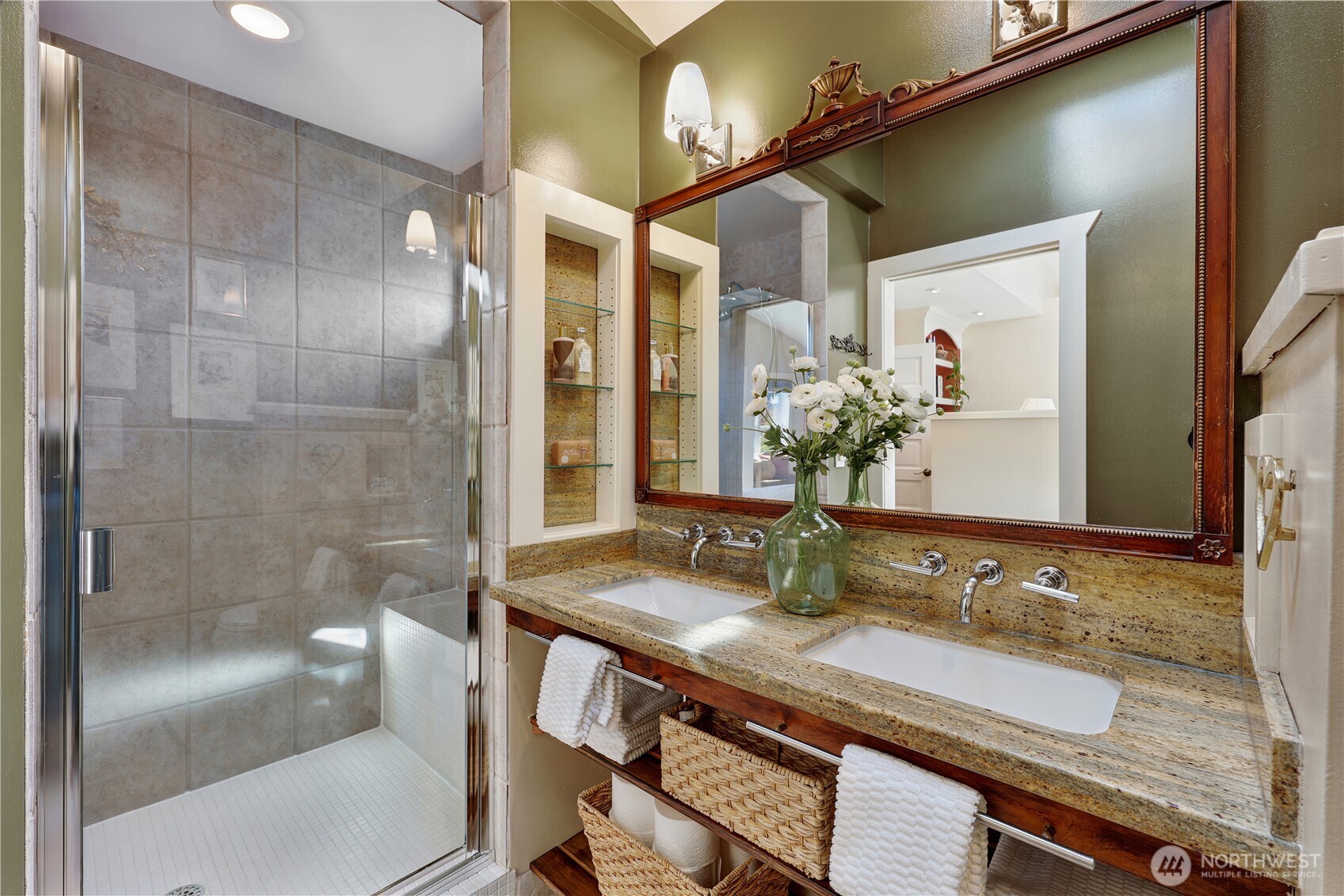 1023 N 49th Street