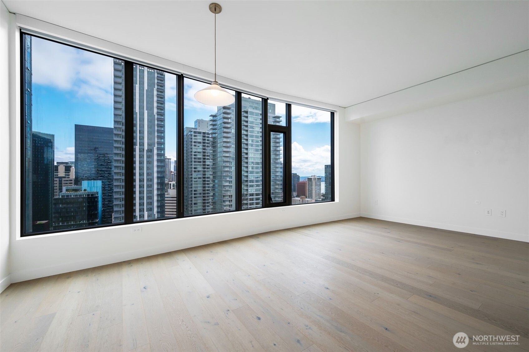 2510 6th Avenue Unit: 2603