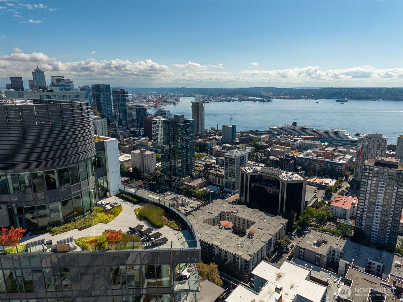 2510 6th Avenue Unit: 2603