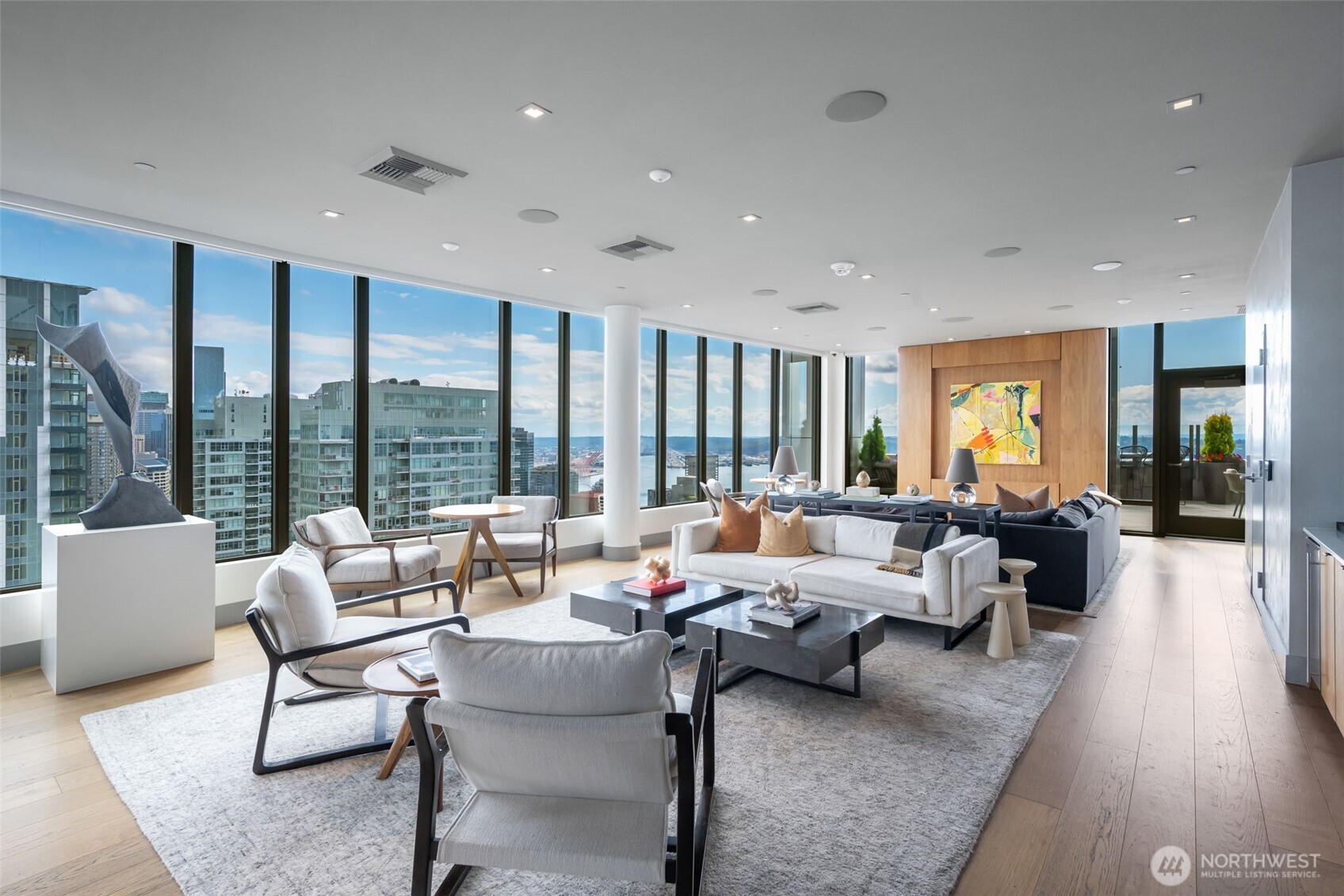 2510 6th Avenue Unit: 2603