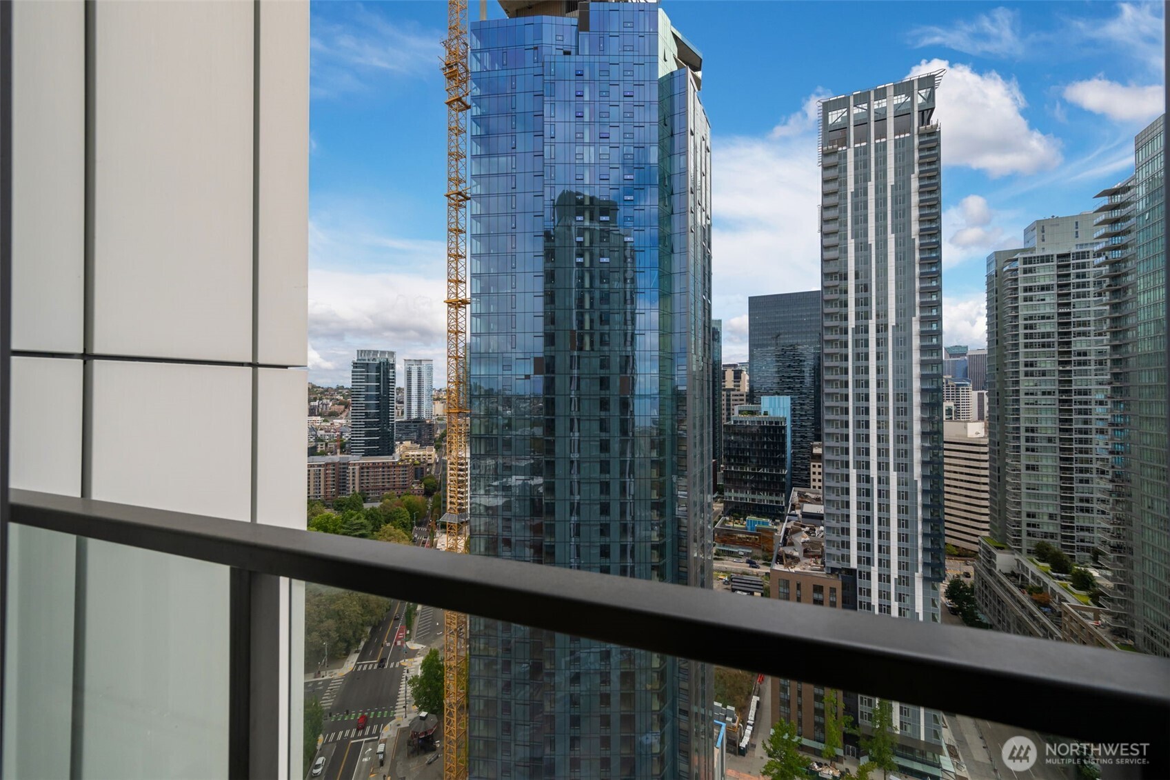 2510 6th Avenue Unit: 2603