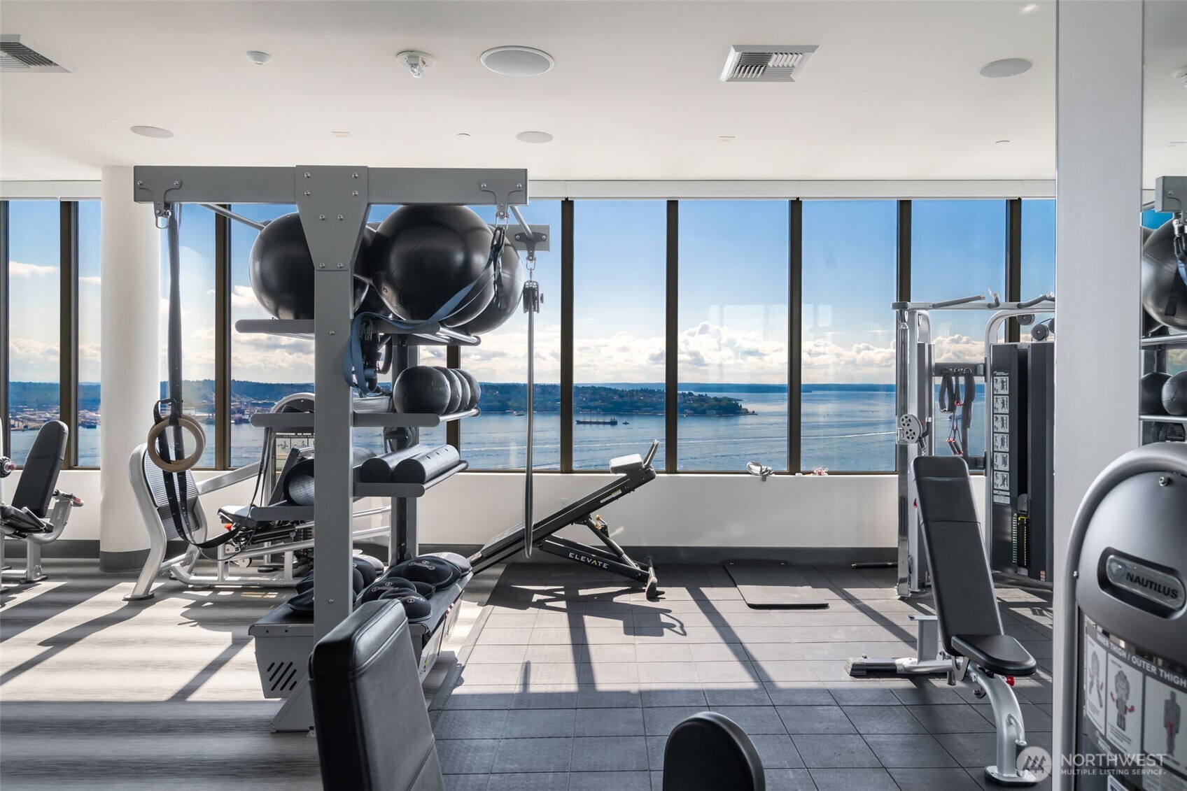 2510 6th Avenue Unit: 2603