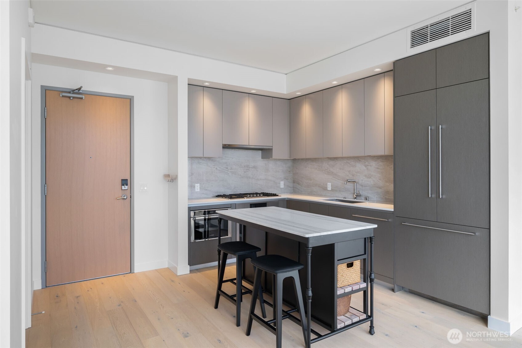 2510 6th Avenue Unit: 2603