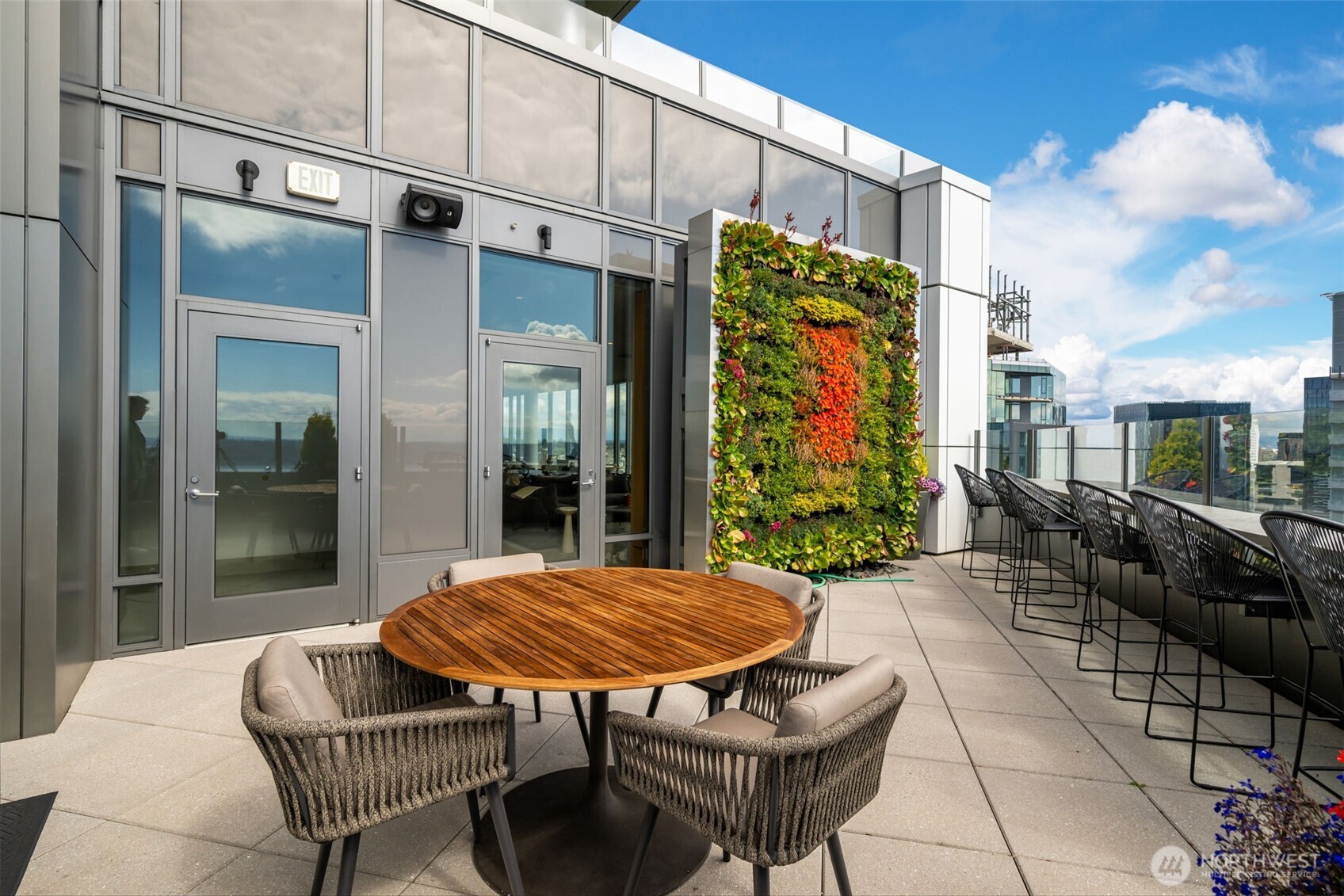 2510 6th Avenue Unit: 2603