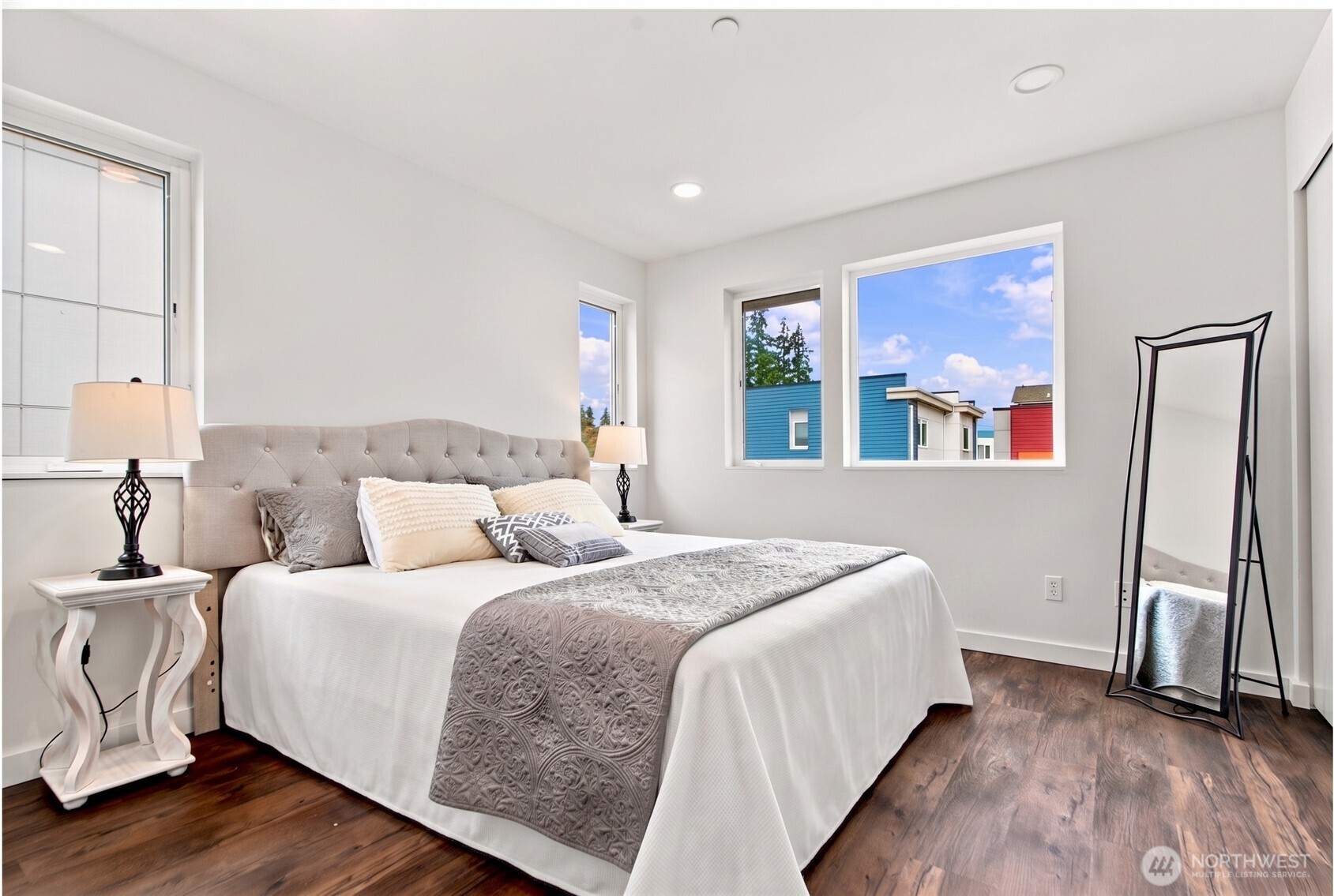 12516 15th Avenue NE Unit: A