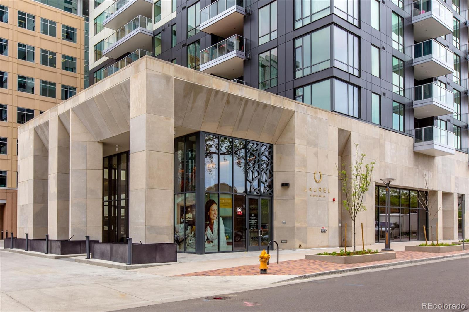 155 Steele Street Unit: 917