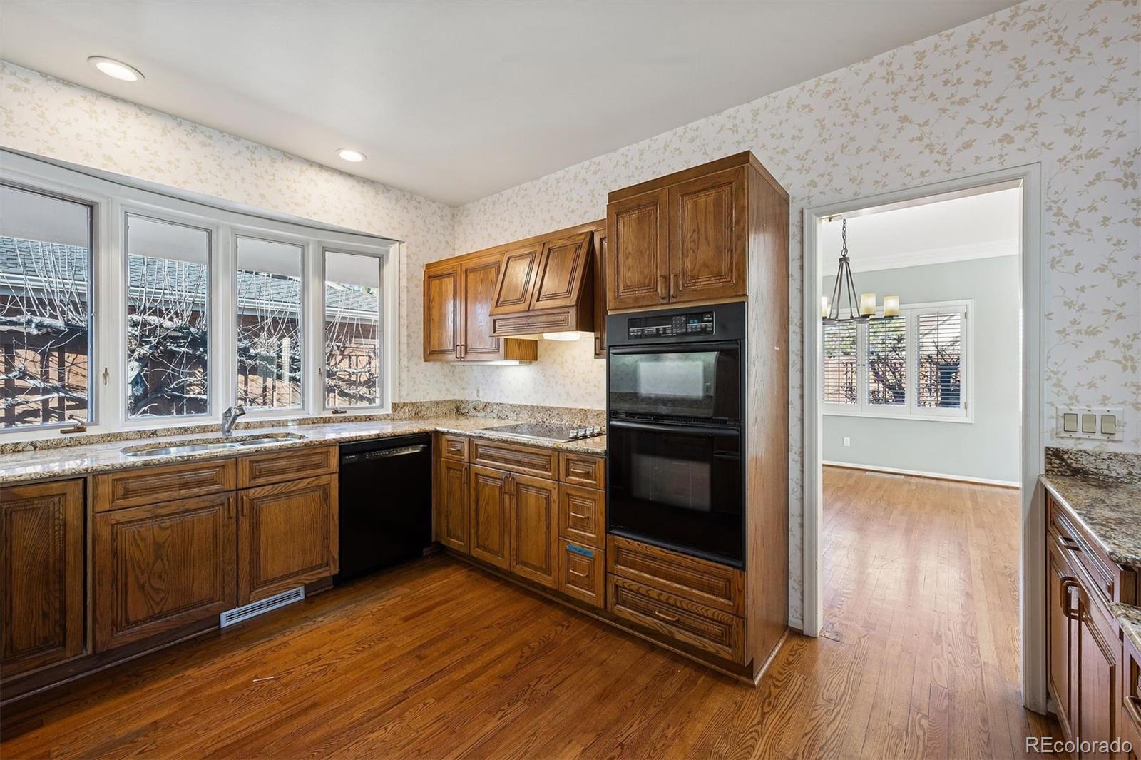2552 E Alameda Avenue Unit: 96