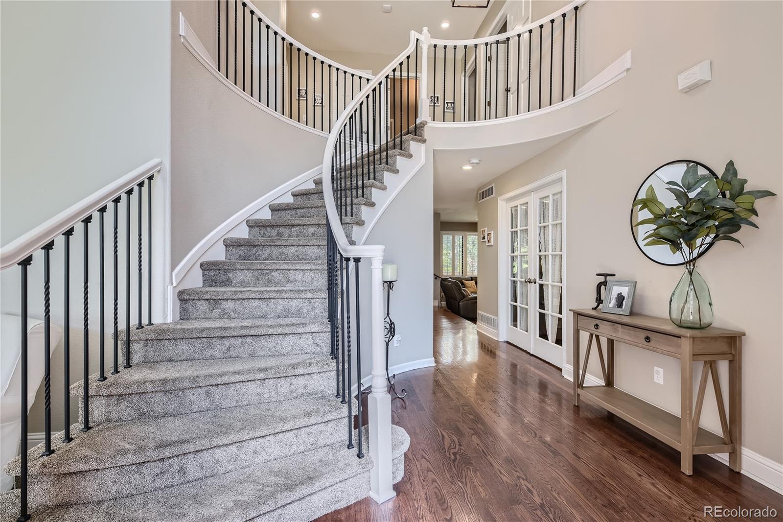 8946 Forrest Drive