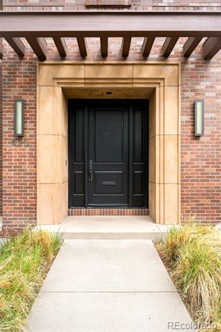 322 Adams Street