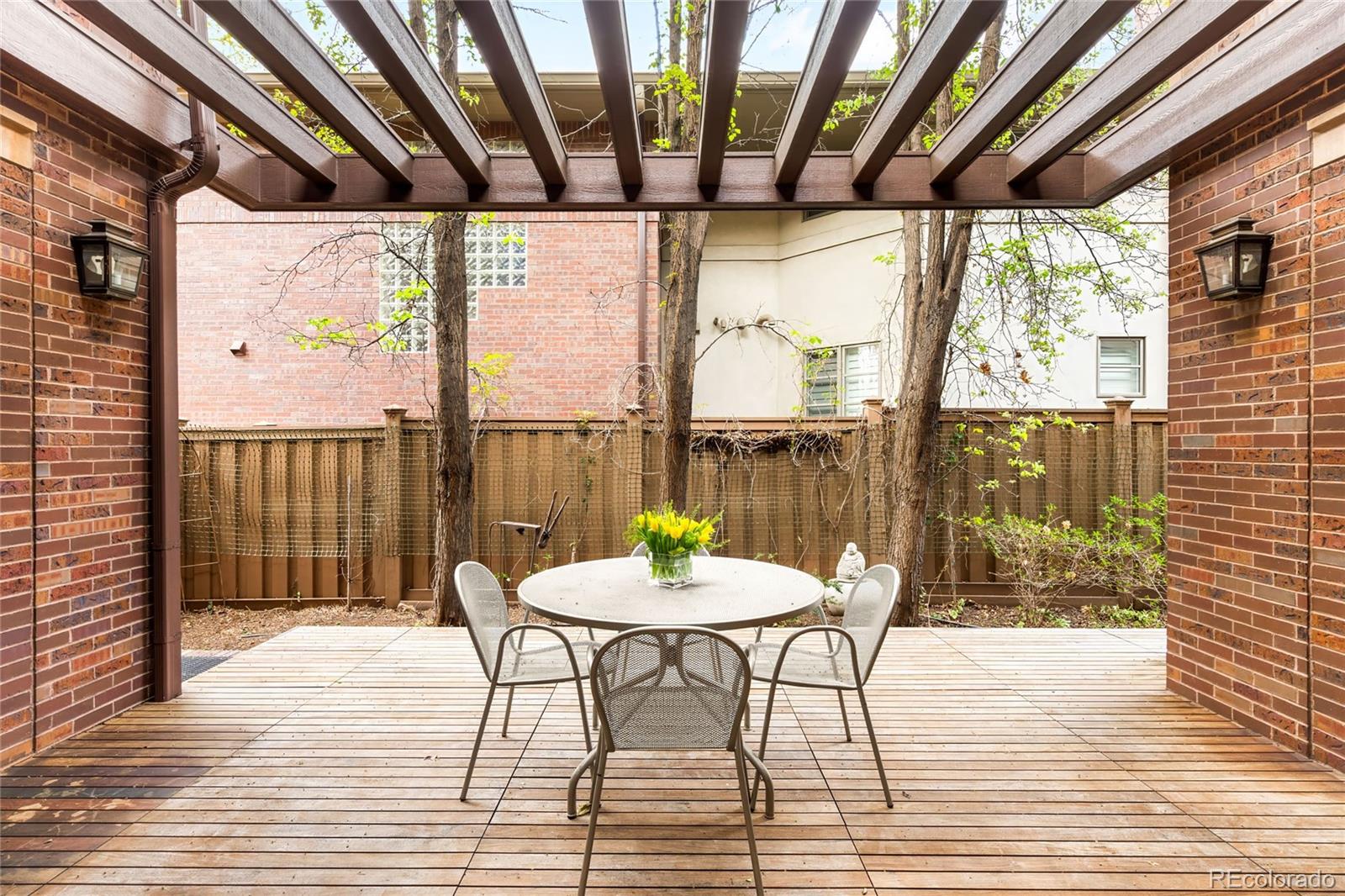 322 Adams Street