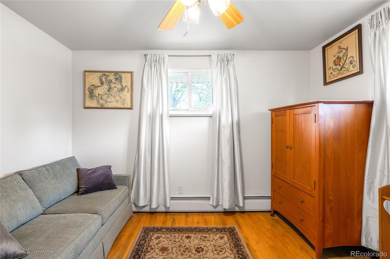 9045 W Ithaca Place