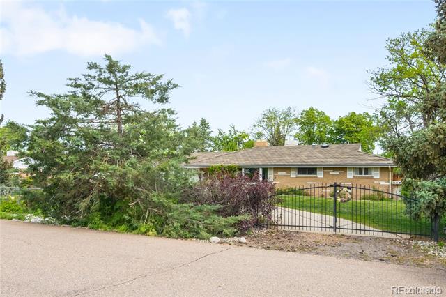 9045 W Ithaca Place