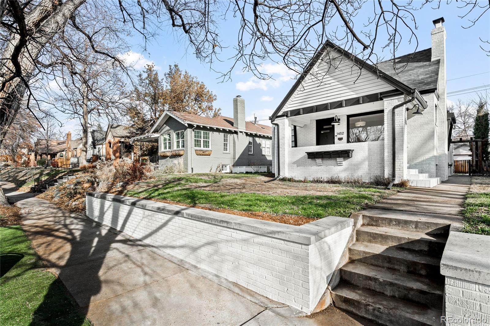 1452 S Vine Street