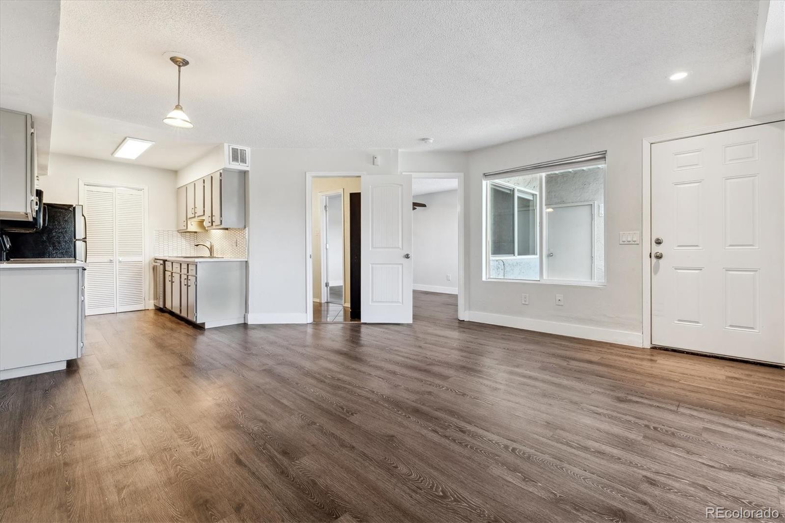 1820 Newland Court Unit: 210