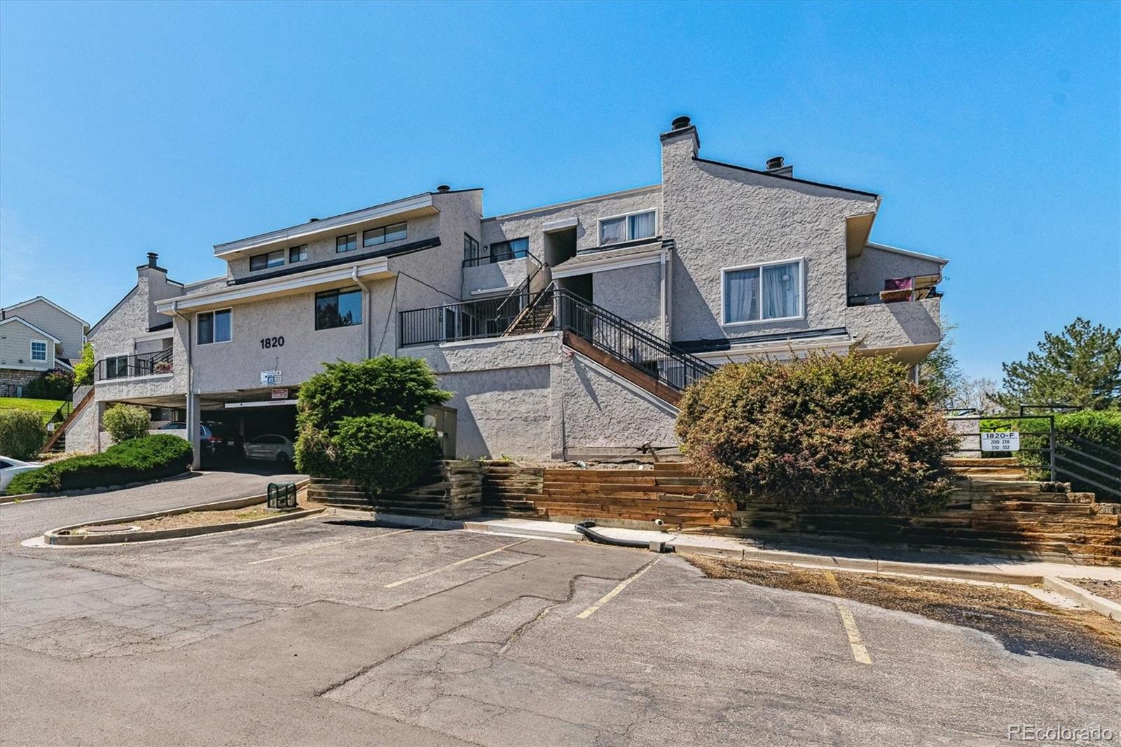 1820 Newland Court Unit: 210