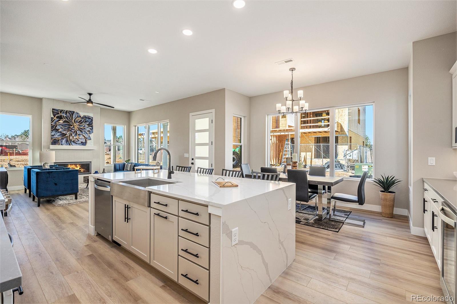 888 S Valentia Street Unit: 106
