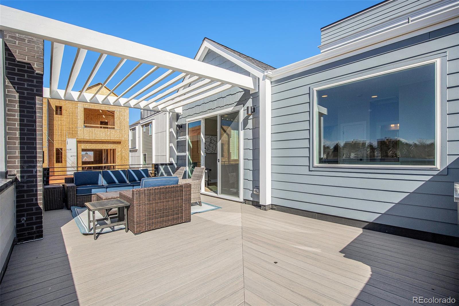 888 S Valentia Street Unit: 106