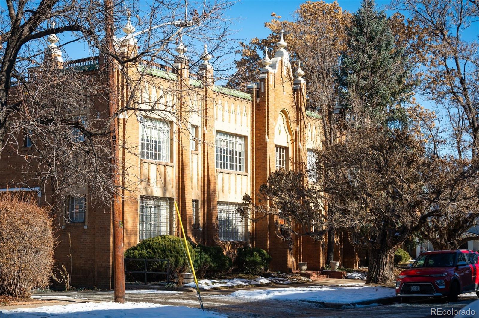 2225 E 11th Avenue Unit: 2