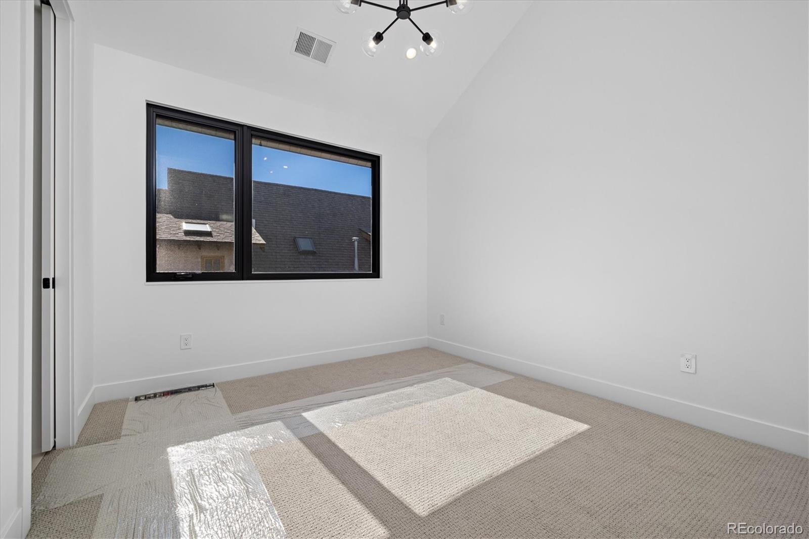 410 S Vine Street