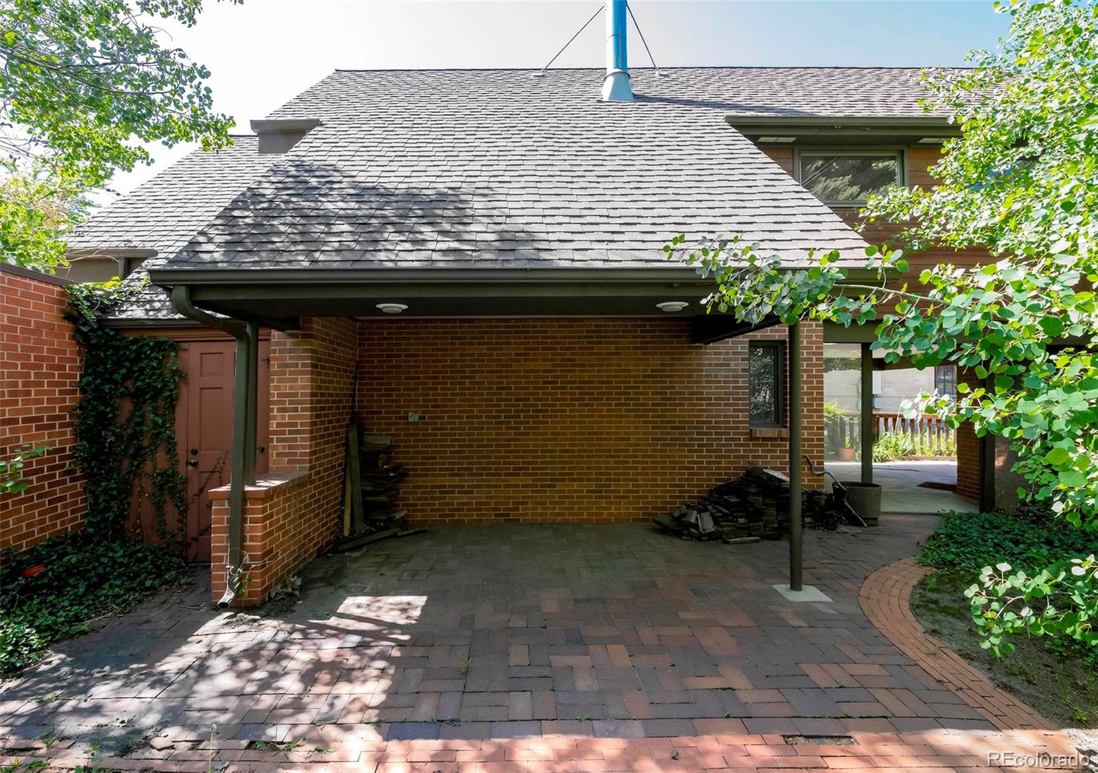 510 Dexter Street