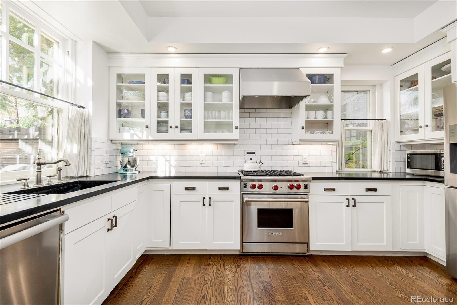 635 Vine Street