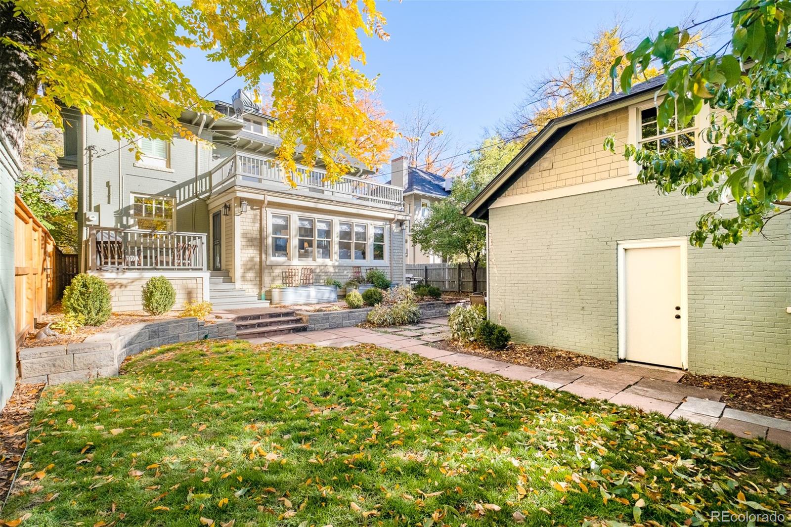 635 Vine Street