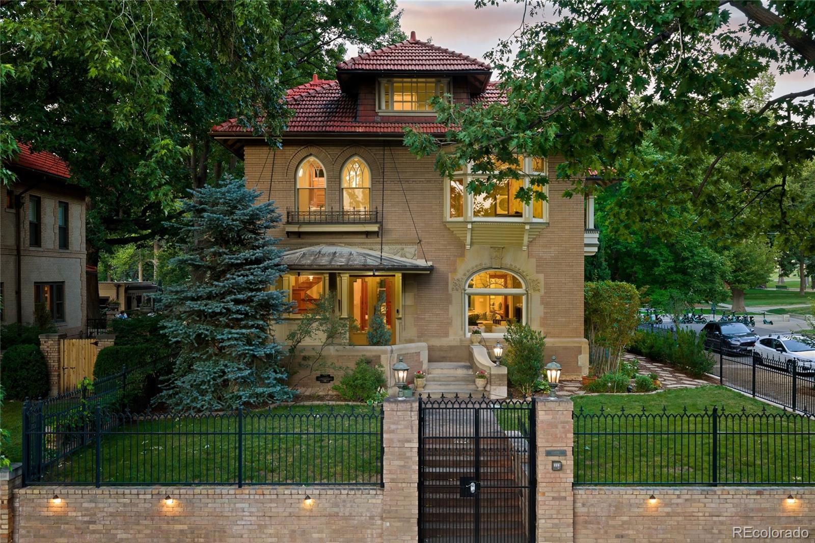 1100 N Humboldt Street